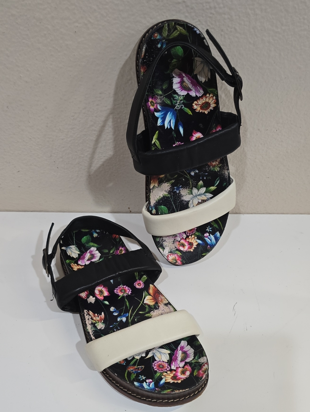 Johnny Was Black Floral Sandals with White Toe Strap